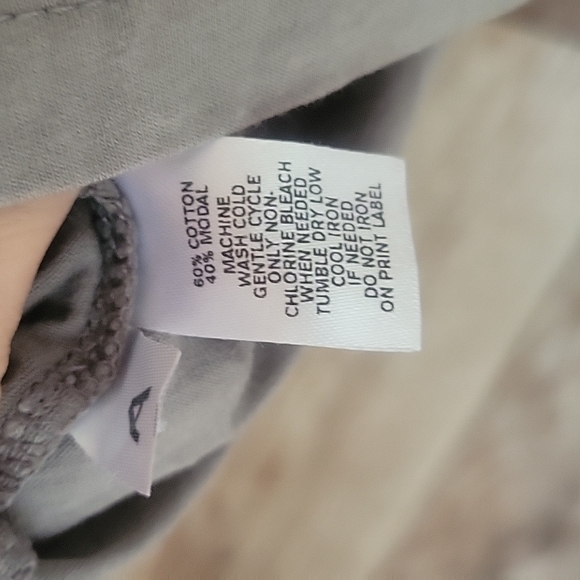 Loft Brown Cap Sleeve Tee with Pinched Details Size XSmall - Picture 4 of 5